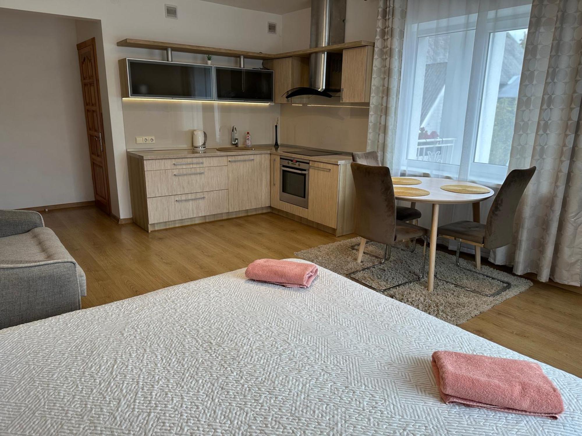 بالانغا Apartamentai Salia Baseino المظهر الخارجي الصورة